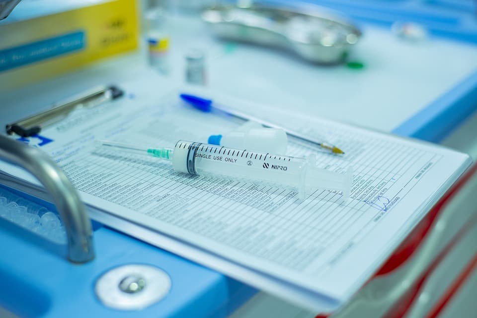 Nová metoda likvidace odpadu v kolínské nemocnici snižuje riziko nákazy a šetří emise