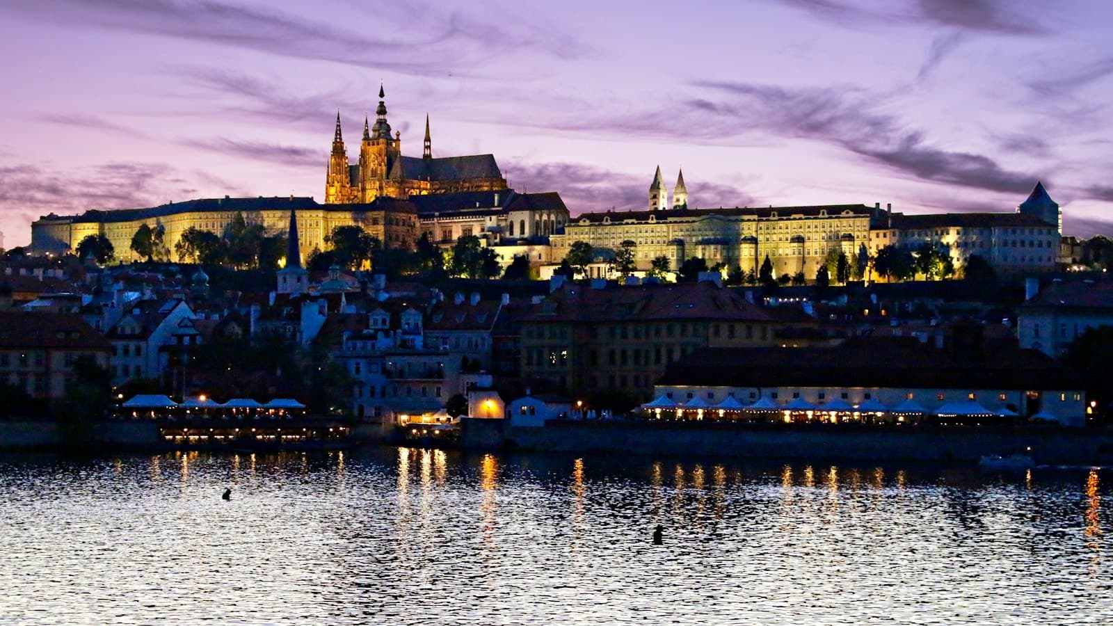 Hradozámecká noc otevře hrady a zámky i po setmění