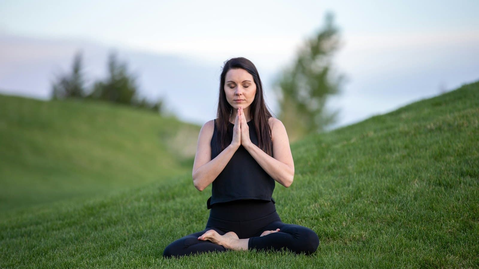 Pět minut dechu denně zlepší náladu víc než meditace